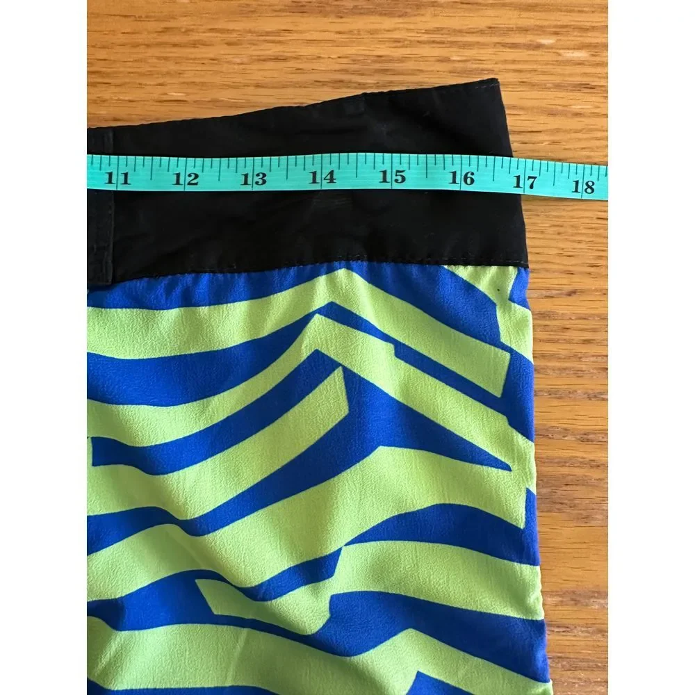 Hawaii Five O Shorts‎ Men's Size 32 Board